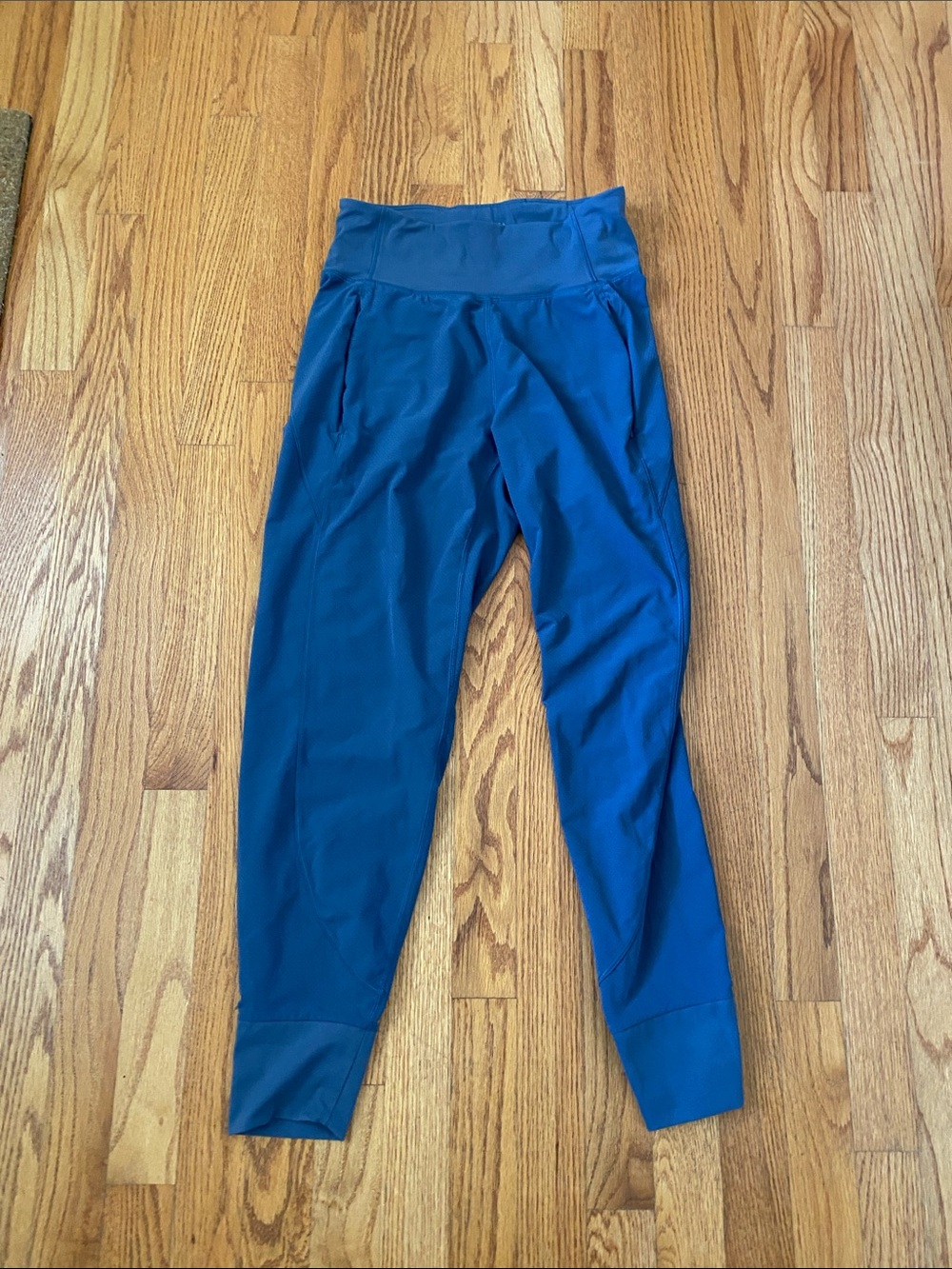 Athleta Distance Jogger Size XS